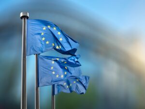 (Drapeaux de l'Union européenne) « Paquet Dessins et Modèles » : Aperçu des changements proposés pour une modernisation et une clarification du système européen